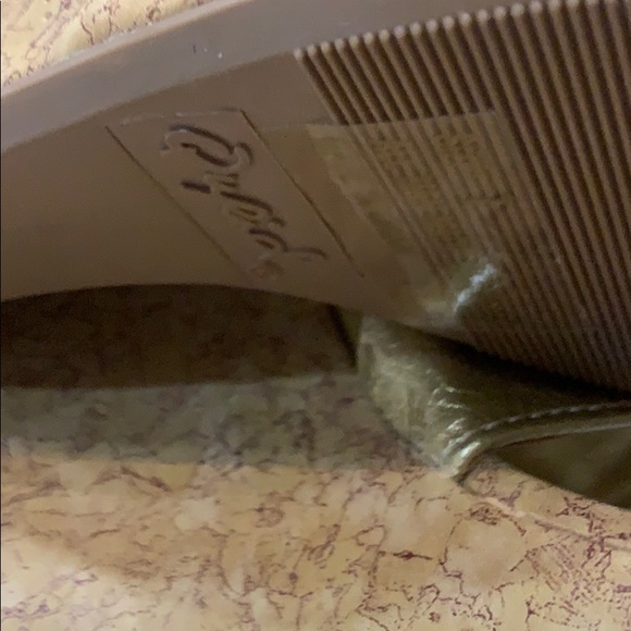 Wedges - Picture 7 of 8